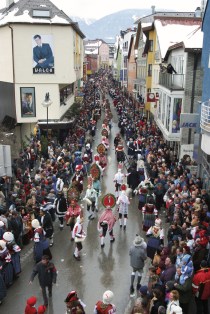 6 Schemenlaufen di Imst